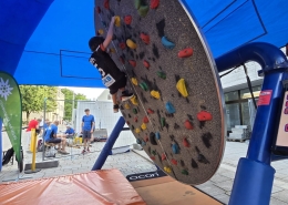 Boulderscheibe auf dem Schrannenfest – DAV Sektion Schrobenhausen